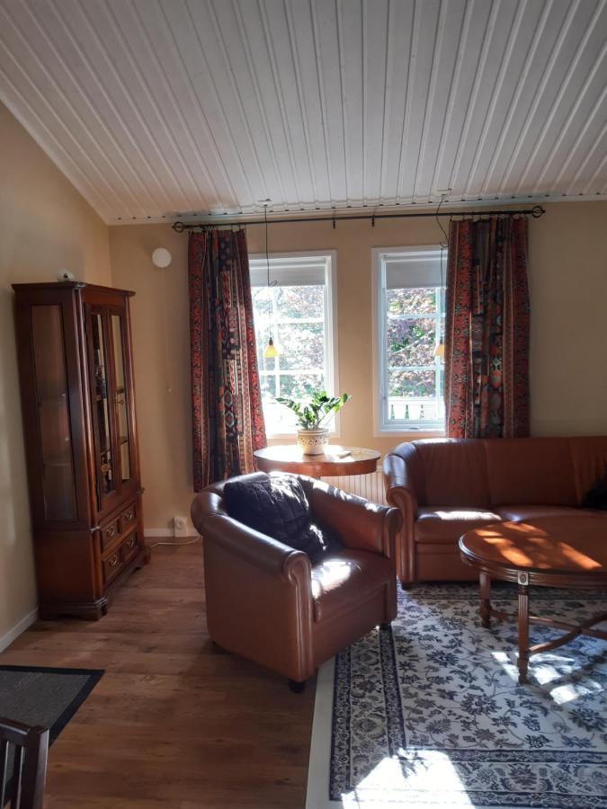 The Cottage Badelunda Västerås Zewnętrze zdjęcie